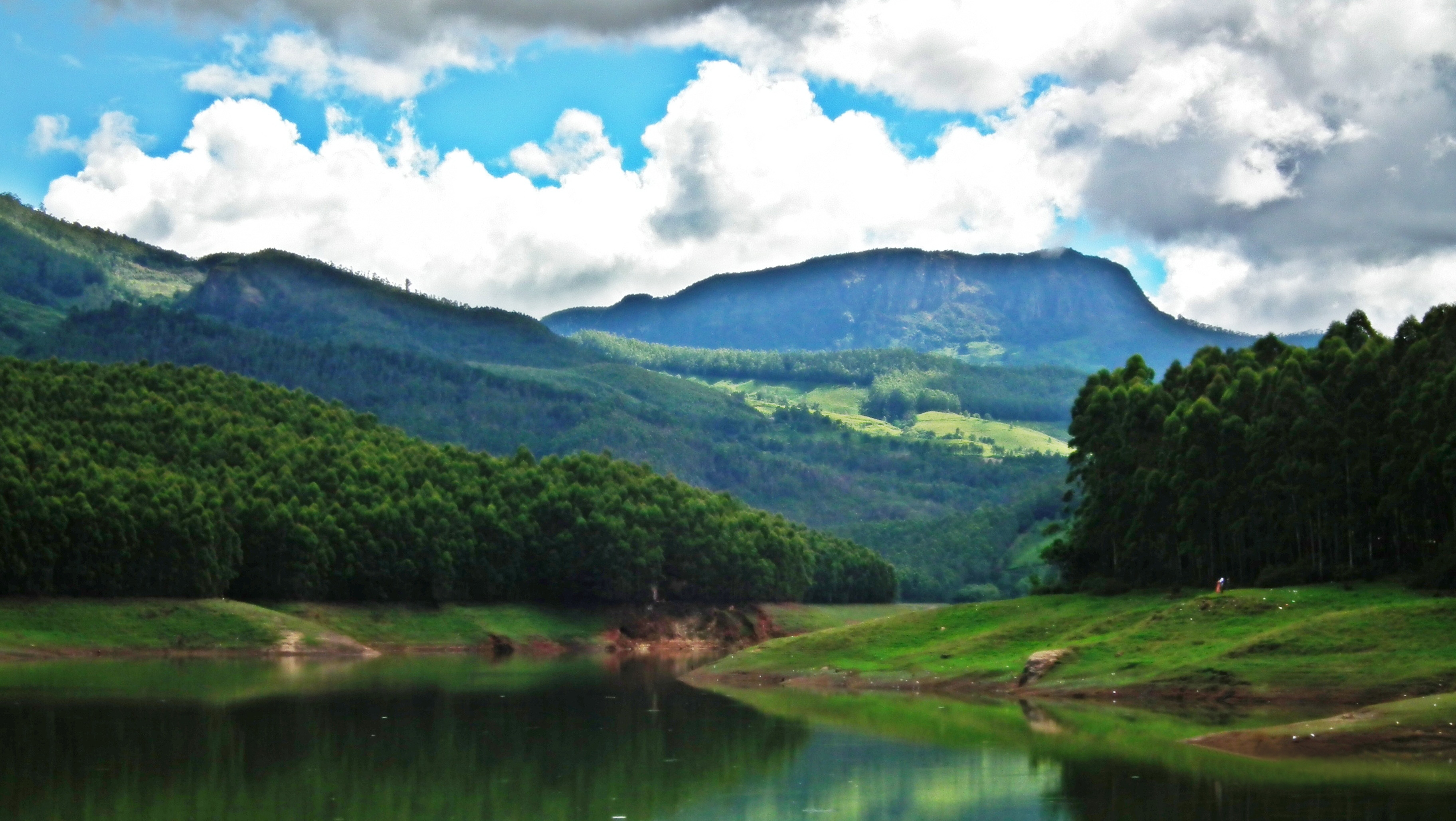 echo point munnar images